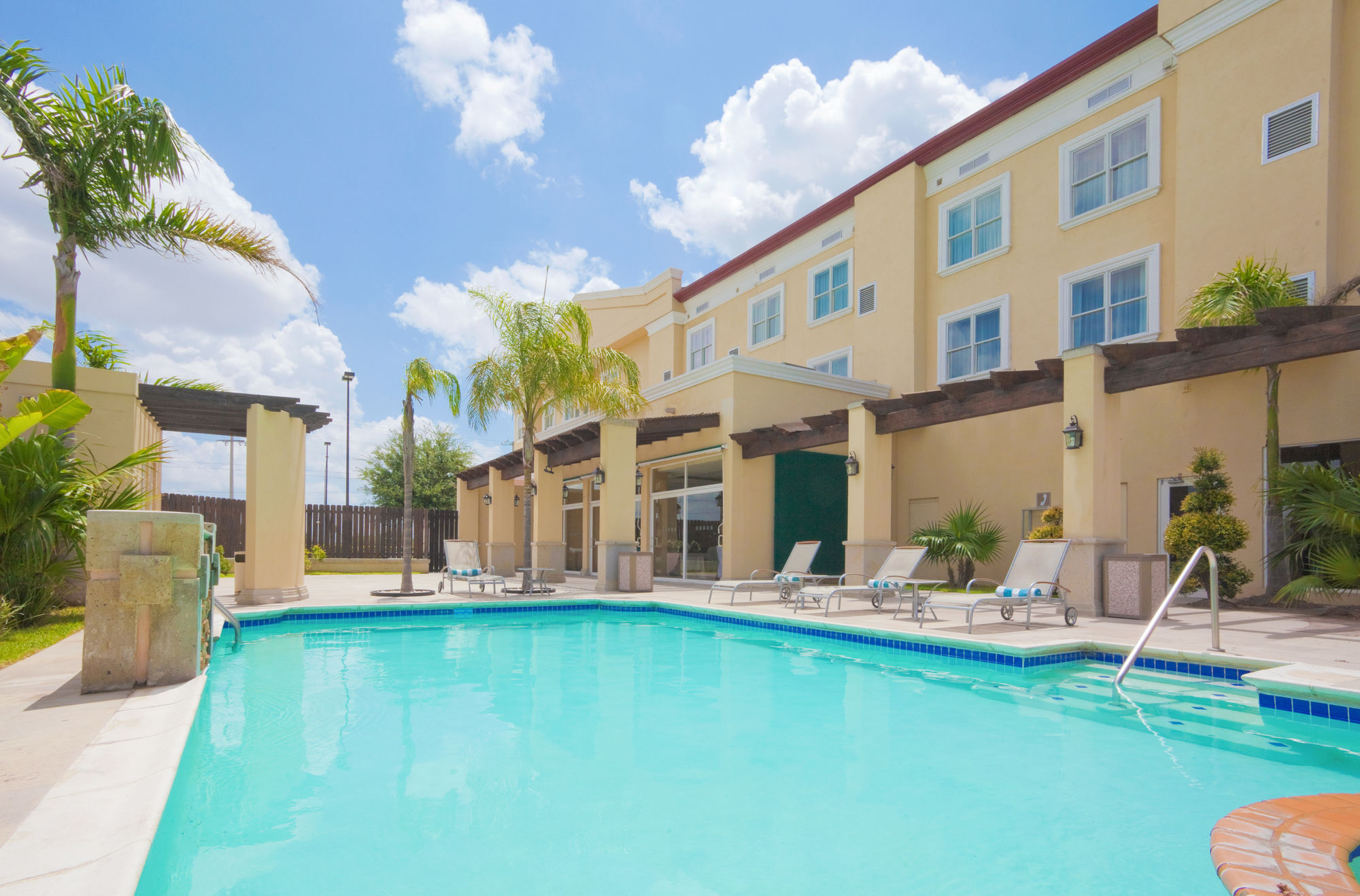 Holiday Inn Reynosa Industrial Poniente By Ihg Exterior foto